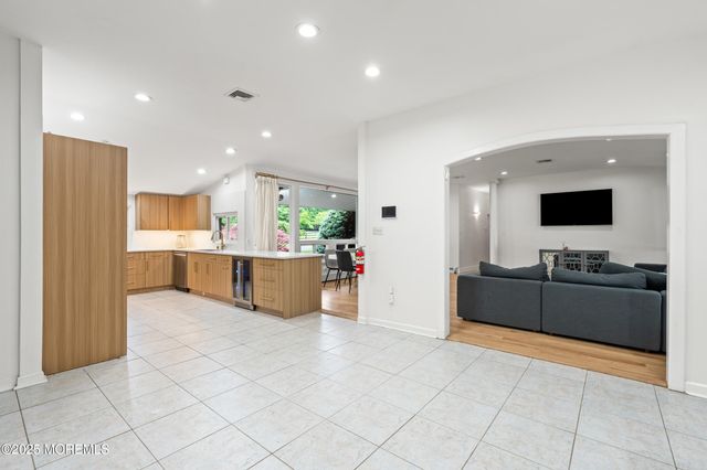 606 Deal Road, Oakhurst, NJ 07755