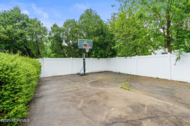 606 Deal Road, Oakhurst, NJ 07755