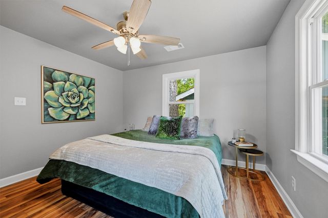 201 Mineral Street, Whitesboro, TX 76273