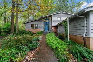 3880 Ellendale Road, Moreland Hills, OH 44022