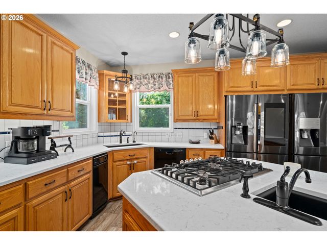 11411 Nw BROOKS Rd, Portland, OR 97231