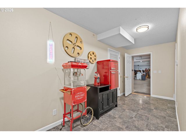 11411 Nw BROOKS Rd, Portland, OR 97231