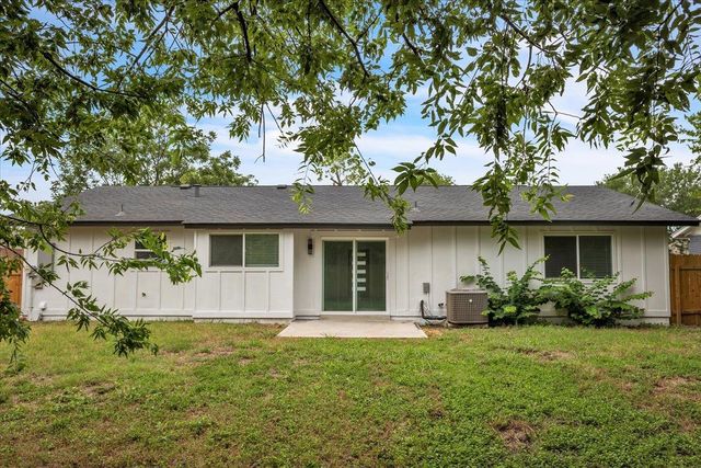 1411 Manford Hill DR, Austin, TX 78753
