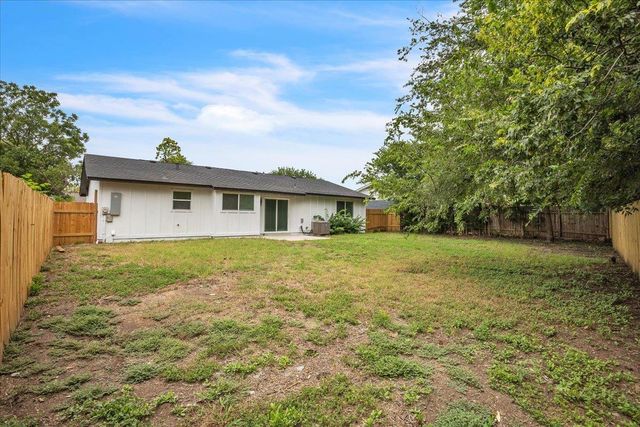 1411 Manford Hill DR, Austin, TX 78753