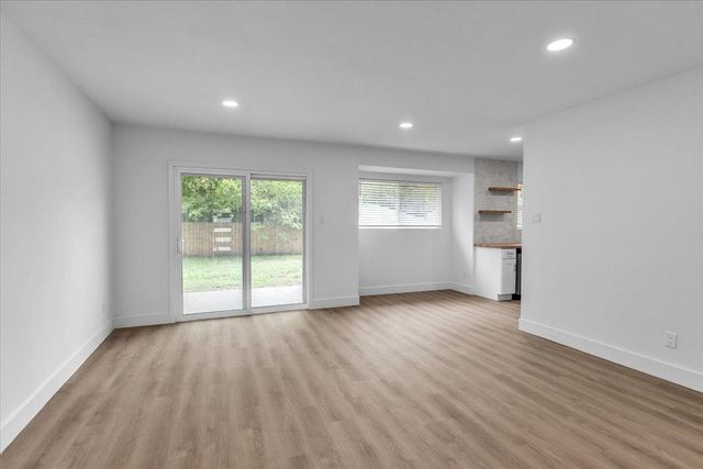 1411 Manford Hill DR, Austin, TX 78753
