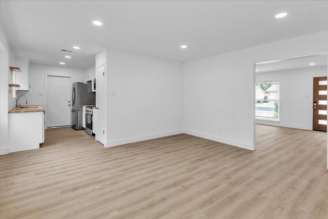 1411 Manford Hill DR, Austin, TX 78753