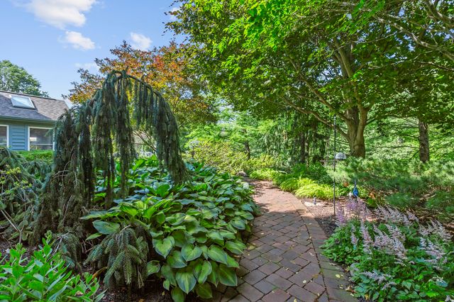 6234 E 109th Avenue, Crown Point, IN 46307