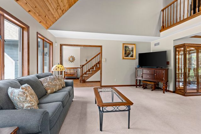 6234 E 109th Avenue, Crown Point, IN 46307