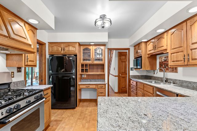 6234 E 109th Avenue, Crown Point, IN 46307