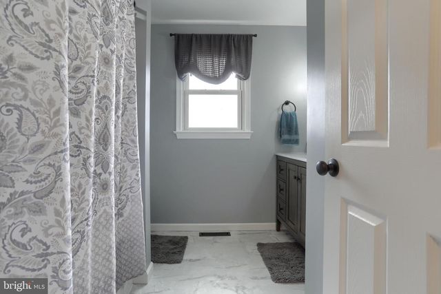 1762 STONEMILL DR, Elizabethtown, PA 17022