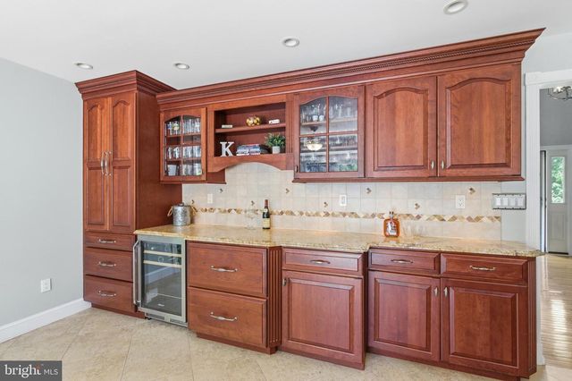 418 VAN GLEASON DR, Collegeville, PA 19426