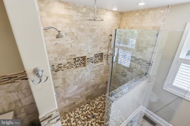 418 VAN GLEASON DR, Collegeville, PA 19426