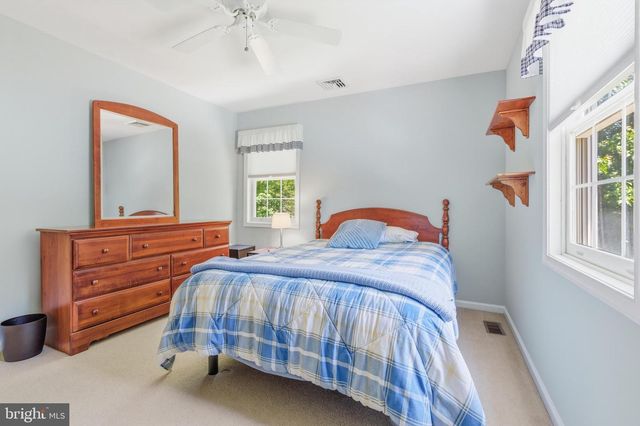 418 VAN GLEASON DR, Collegeville, PA 19426