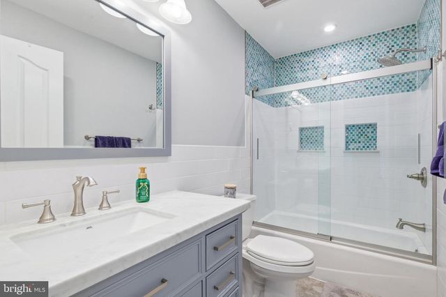 418 VAN GLEASON DR, Collegeville, PA 19426