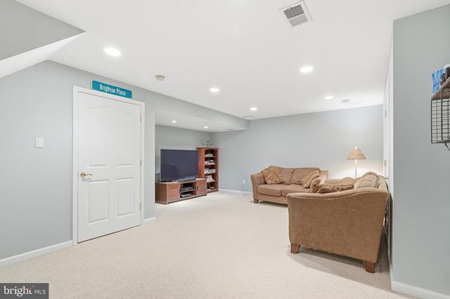 418 VAN GLEASON DR, Collegeville, PA 19426