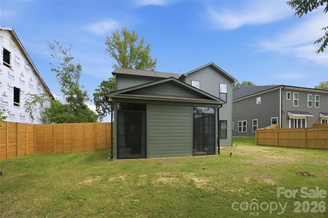 513 Bowman Road, Charlotte, NC 28217