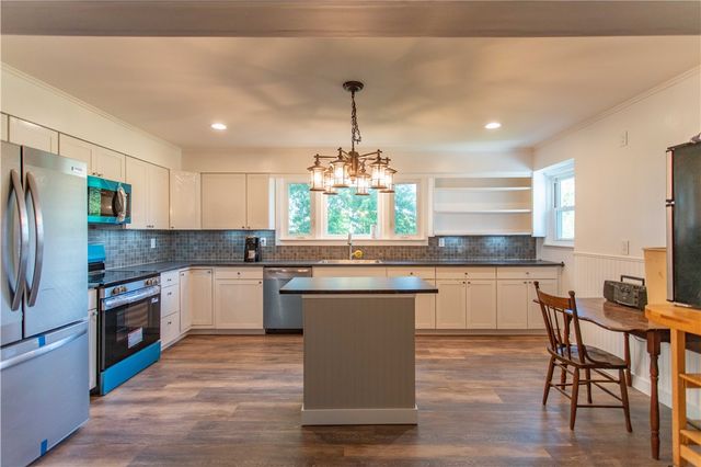 523 Western Avenue, Brighton Twp, PA 15009