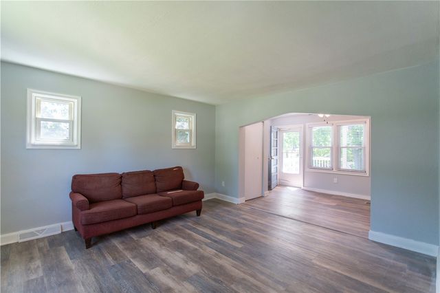 523 Western Avenue, Brighton Twp, PA 15009