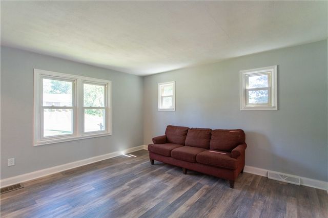 523 Western Avenue, Brighton Twp, PA 15009