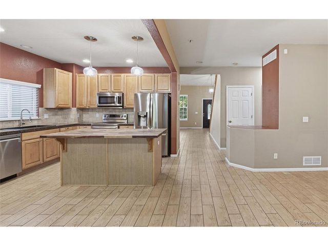 5930 Stagecoach Ave, Firestone, CO 80504