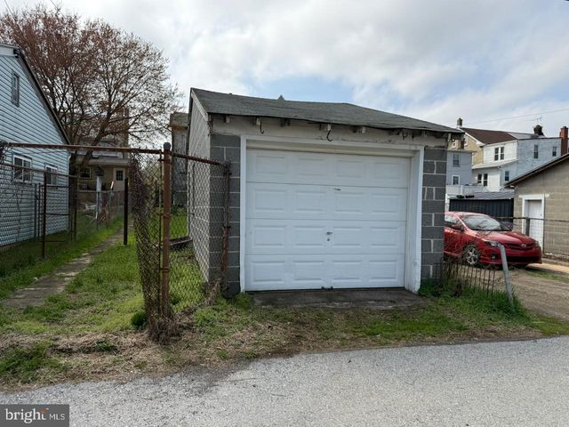 131 BRADFORD AVE, Downingtown, PA 19335