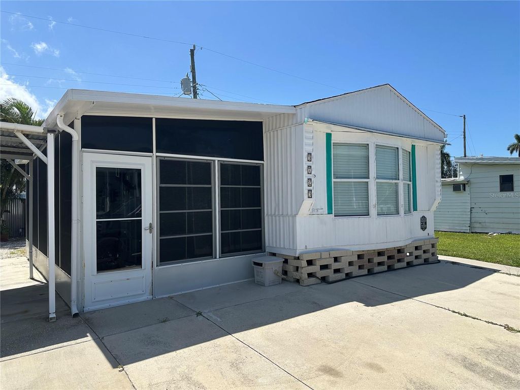 3723 116TH STREET W, Bradenton, FL 34210