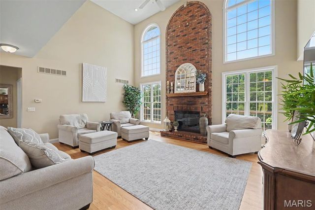 22628 Doe Haven, Warrenton, MO 63383