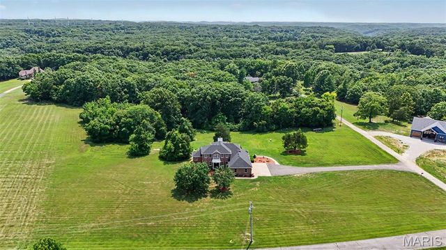 22628 Doe Haven, Warrenton, MO 63383