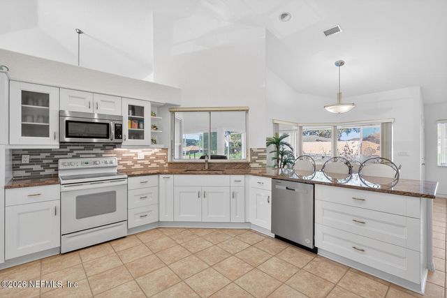 10 COLLINSON Court, Palm Coast, FL 32137