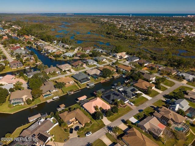 10 COLLINSON Court, Palm Coast, FL 32137