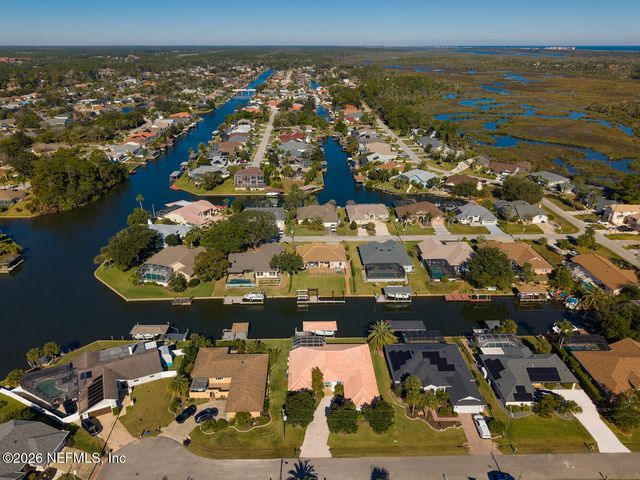 10 COLLINSON Court, Palm Coast, FL 32137