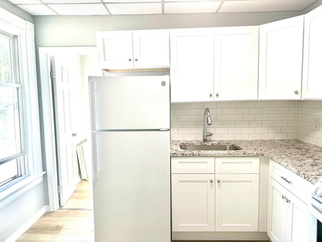 38 Emmons 1, Franklin, MA 02038