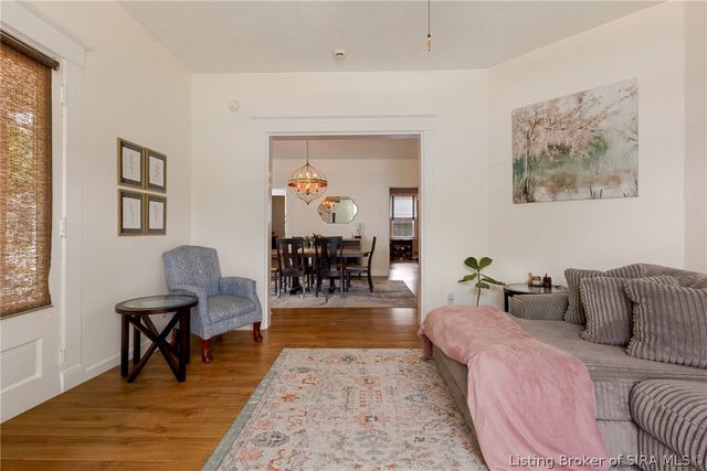 520 E Elm Street, New Albany, IN 47150