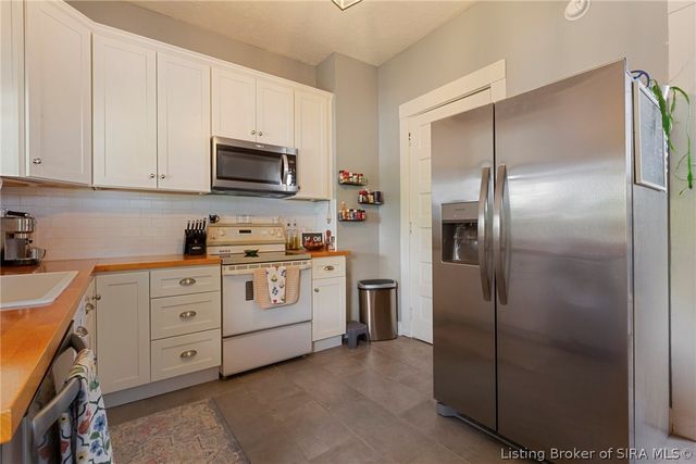 520 E Elm Street, New Albany, IN 47150