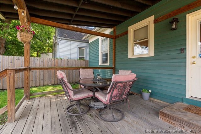 520 E Elm Street, New Albany, IN 47150