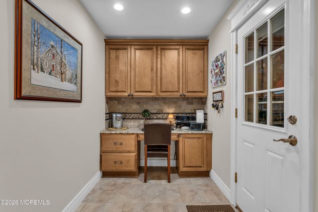 978 Feathertree Drive, Toms River, NJ 08753