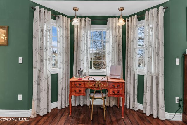 978 Feathertree Drive, Toms River, NJ 08753