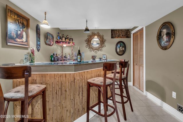 978 Feathertree Drive, Toms River, NJ 08753