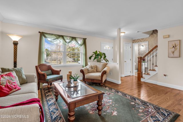 978 Feathertree Drive, Toms River, NJ 08753