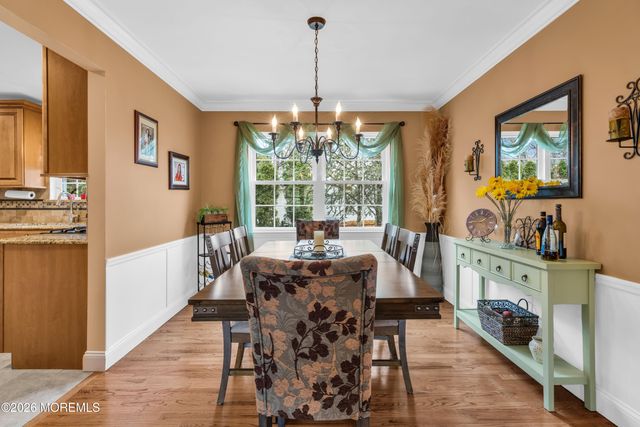 978 Feathertree Drive, Toms River, NJ 08753