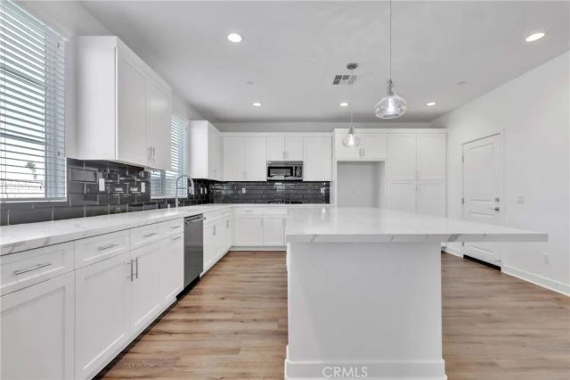 409 Harding, Corona, CA 92879