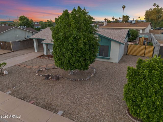 7420 W MISSION Lane, Peoria, AZ 85345
