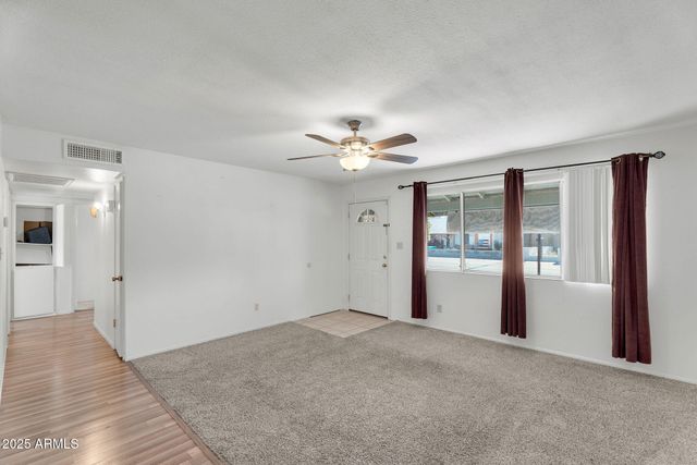 7420 W MISSION Lane, Peoria, AZ 85345