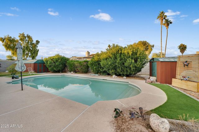 7420 W MISSION Lane, Peoria, AZ 85345