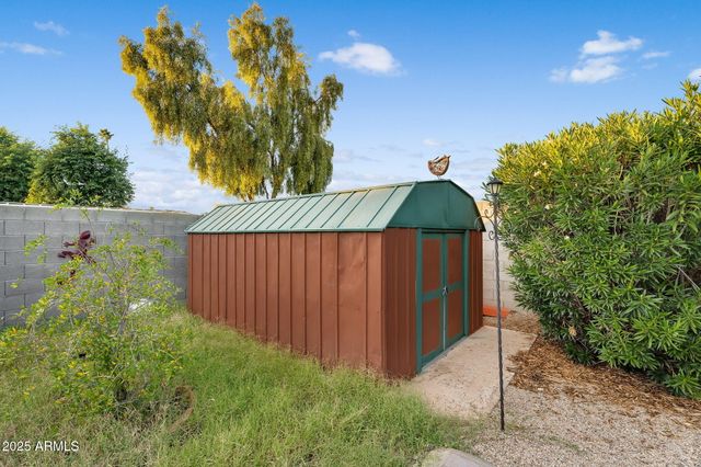 7420 W MISSION Lane, Peoria, AZ 85345