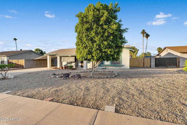 7420 W MISSION Lane, Peoria, AZ 85345