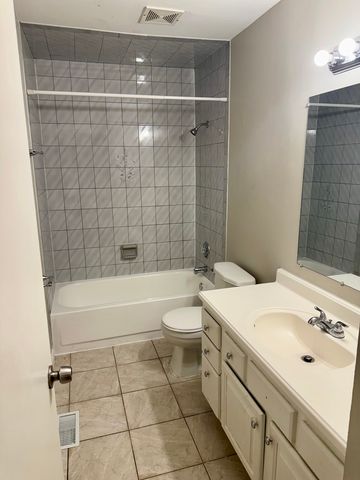 716 Shining Water Drive, Carol Stream, IL 60188