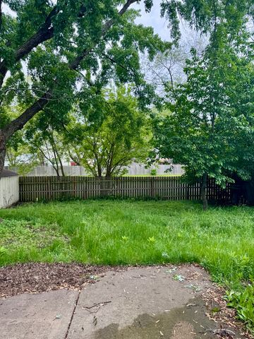 716 Shining Water Drive, Carol Stream, IL 60188