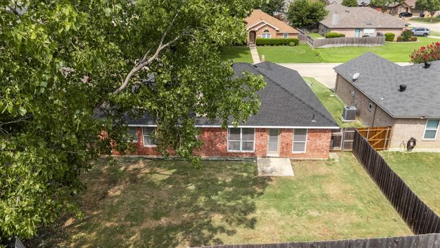 2706 Jennie Wells Drive, Mansfield, TX 76063