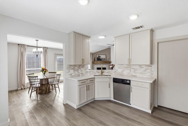 2706 Jennie Wells Drive, Mansfield, TX 76063